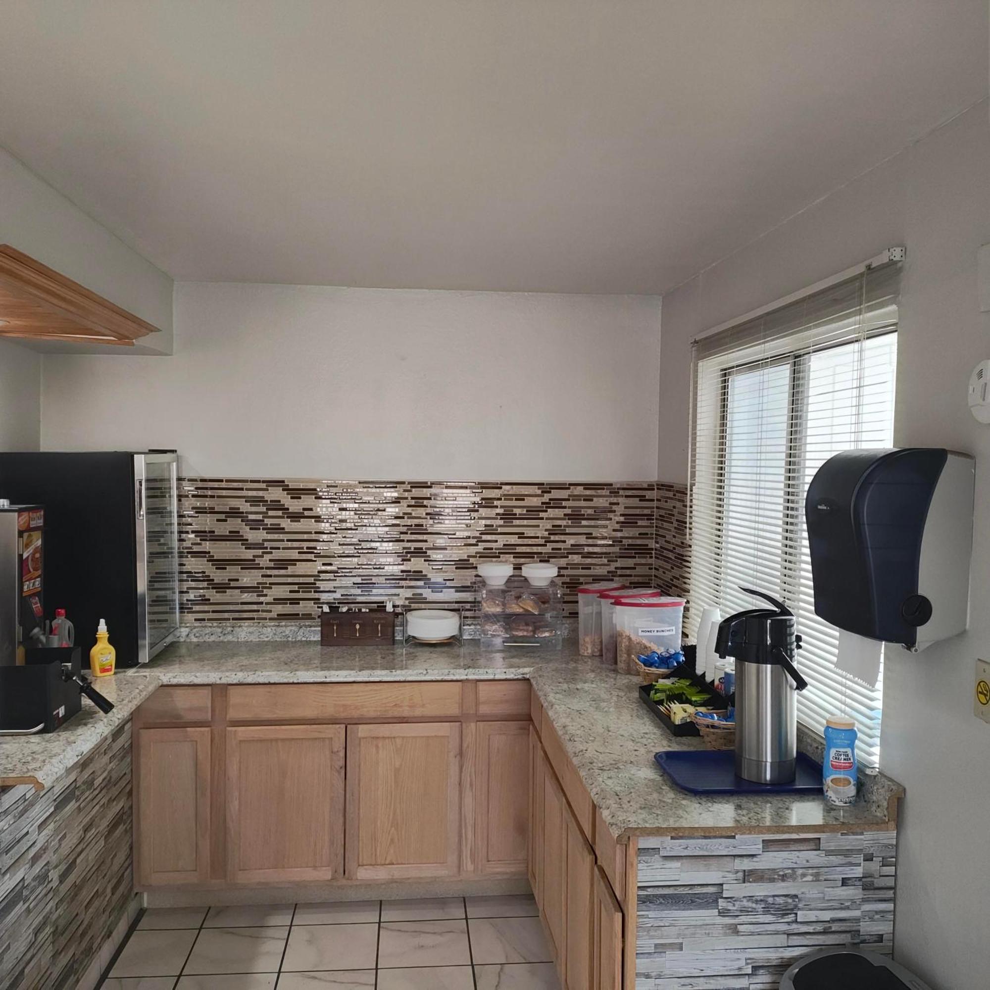 Star Inn Tonopah Kültér fotó